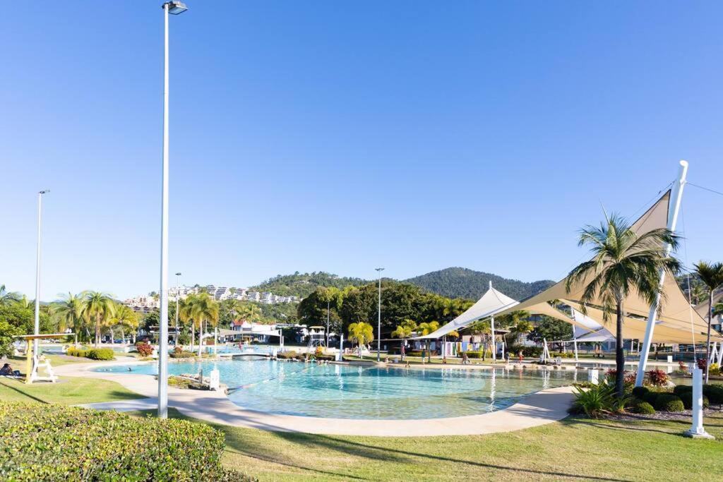 Airlie Sun & Sand Motel Accommodation #4 Эйрли-Бич Экстерьер фото